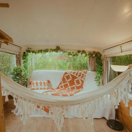 Holiday home The Amazing Inacio Bus Converted Sintra