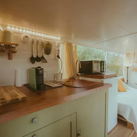 Holiday home The Amazing Inacio Bus Converted *